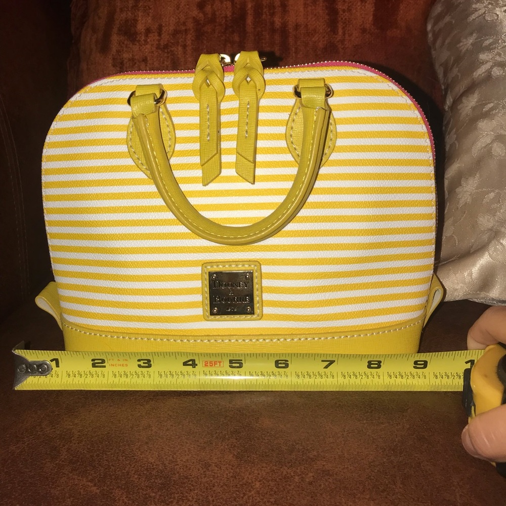 Dooney & Bourke Purse
